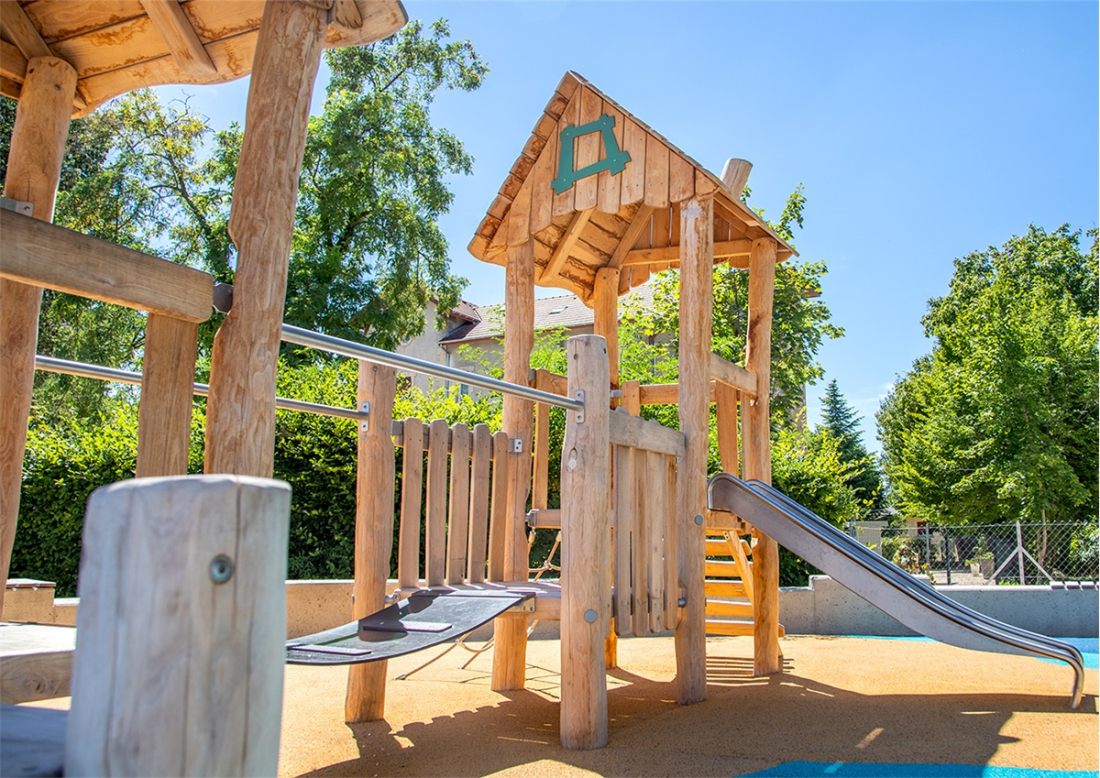 Robinia 2 Tours