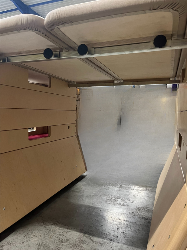 Kit de plinths multifonctions avec accessoires
