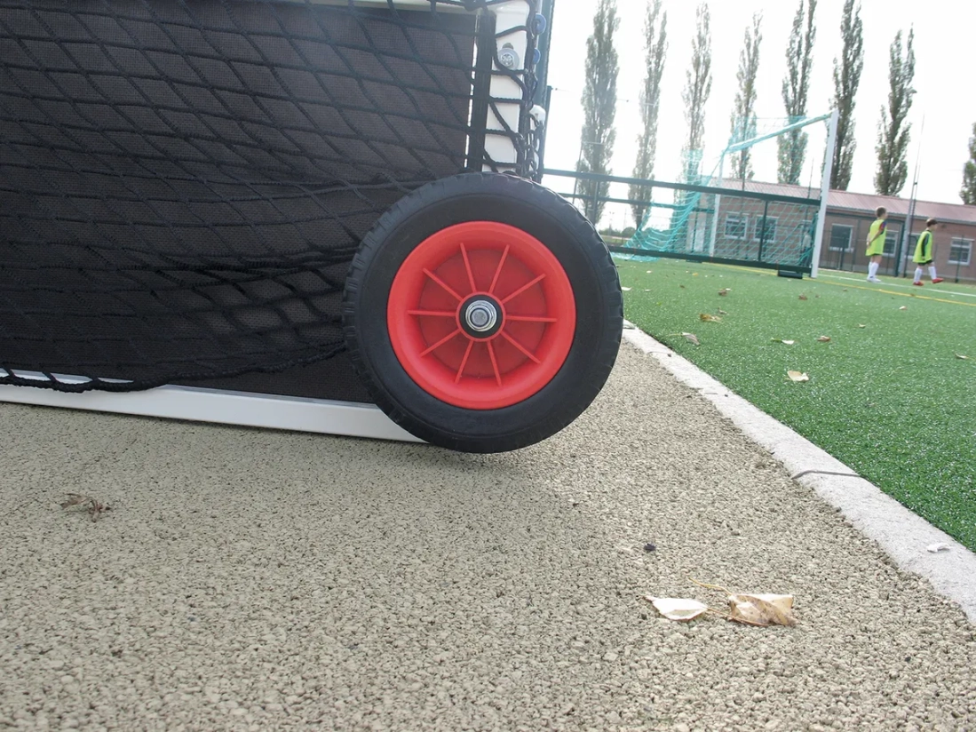 Lot de 4 roues pour buts de hockey sur gazon
