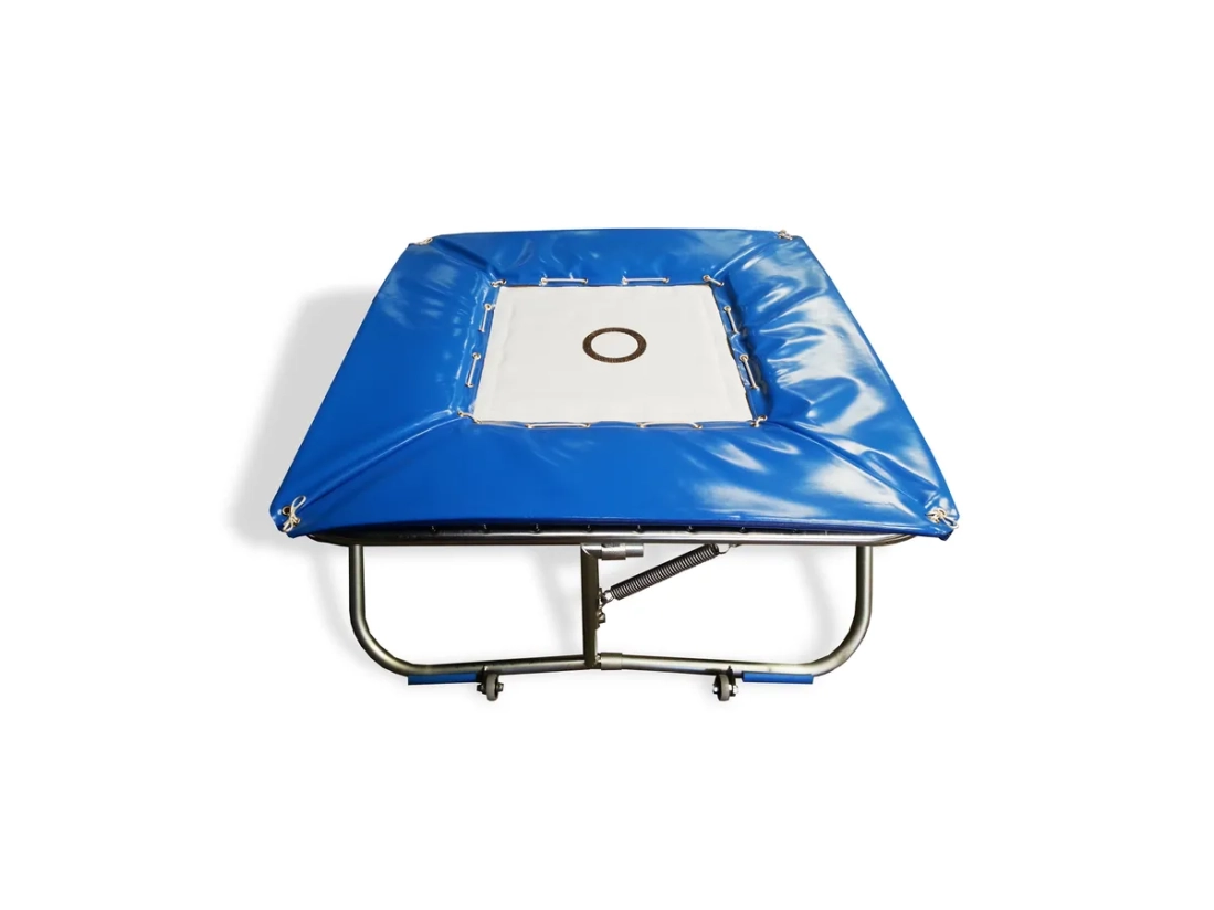 Mini trampoline avec roues