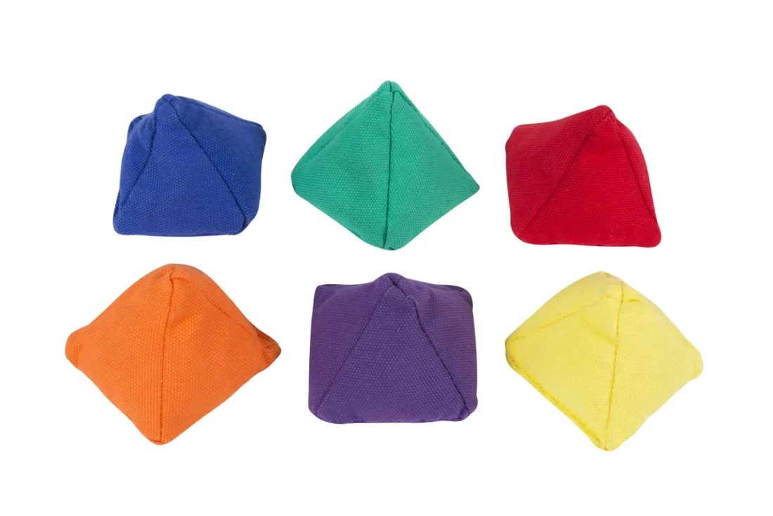 Set van 6 piramidevormige pittenzakjes