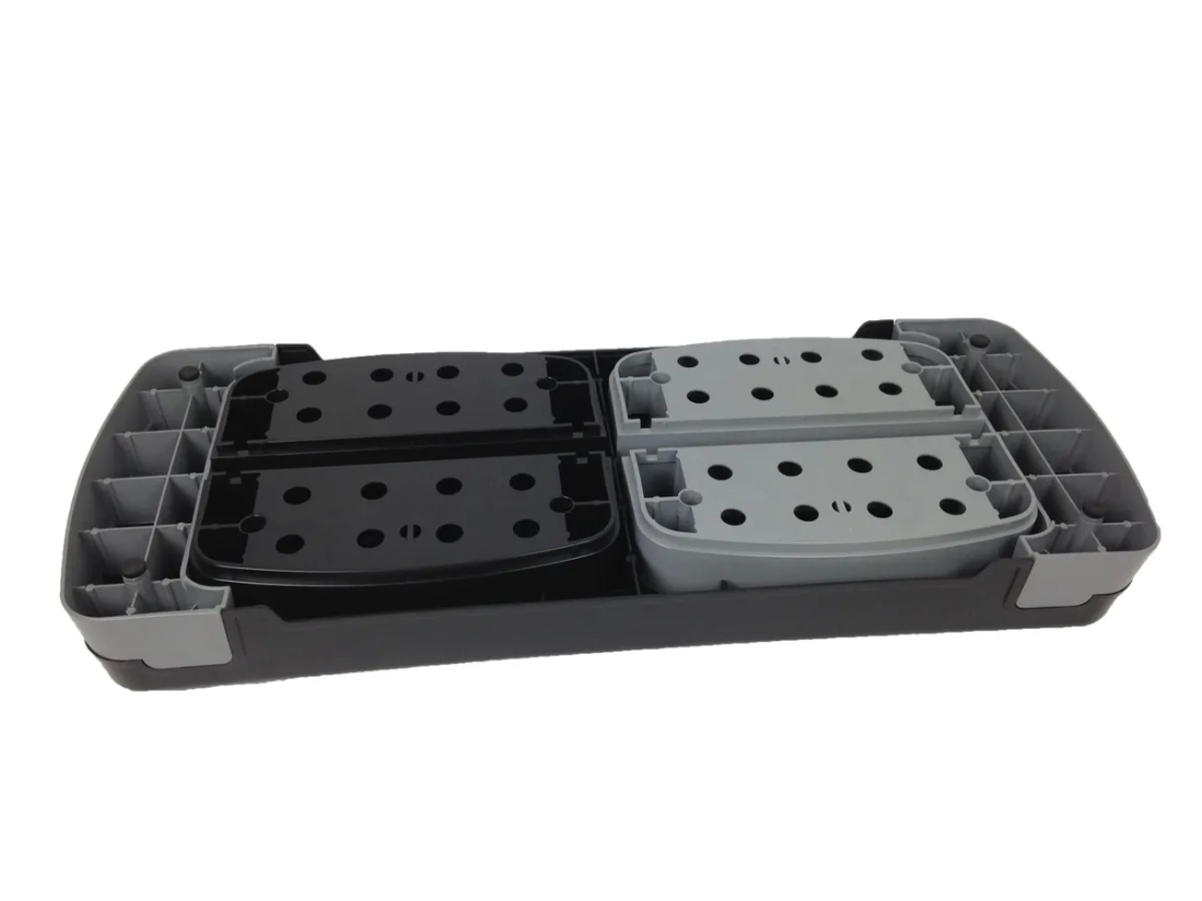 Step compact
