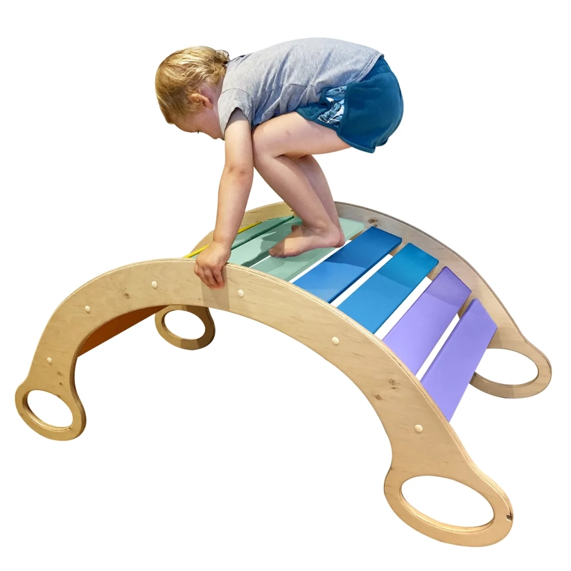 Houten schommeltunnel