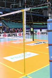 Toise en aluminium pour mesurer la hauteur d’un filet de volleyball