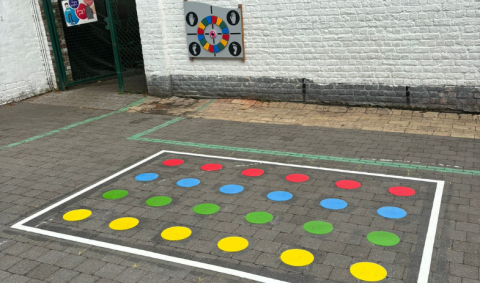 jeu twister pour cour de récréation