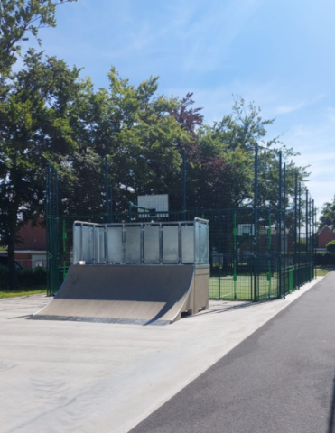 skatepark et terrain multisport Herve